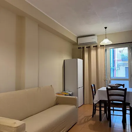 Vacanze Di Isabella Stoia Giardini Naxos